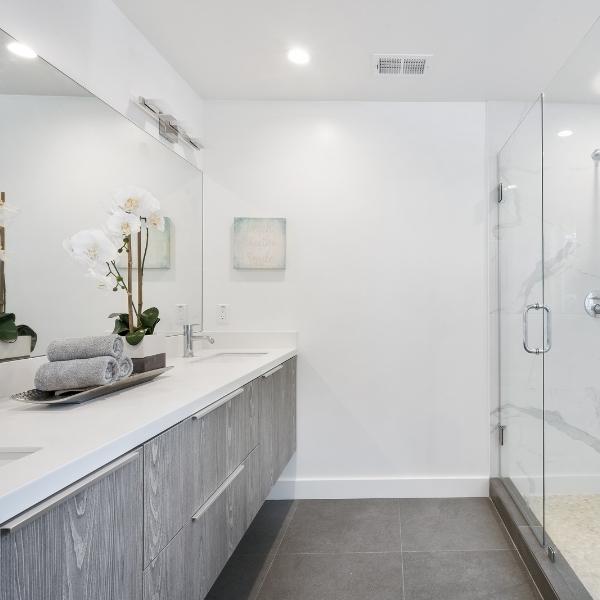 Beautifully cleaned bathroom in Chippewa Falls, WI